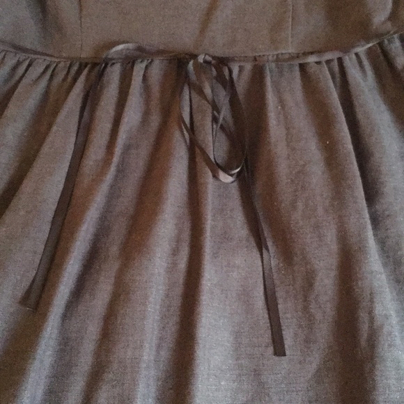 Linen Embroidered Art Deco Dress - Picture 8 of 8